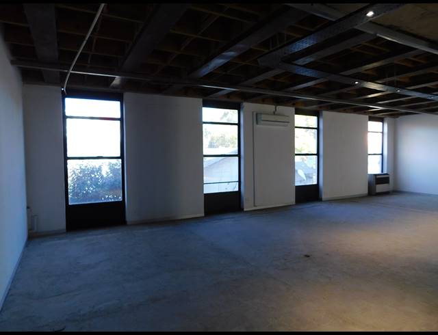 157M² OFFICE TO LET IN CRAIGHALL